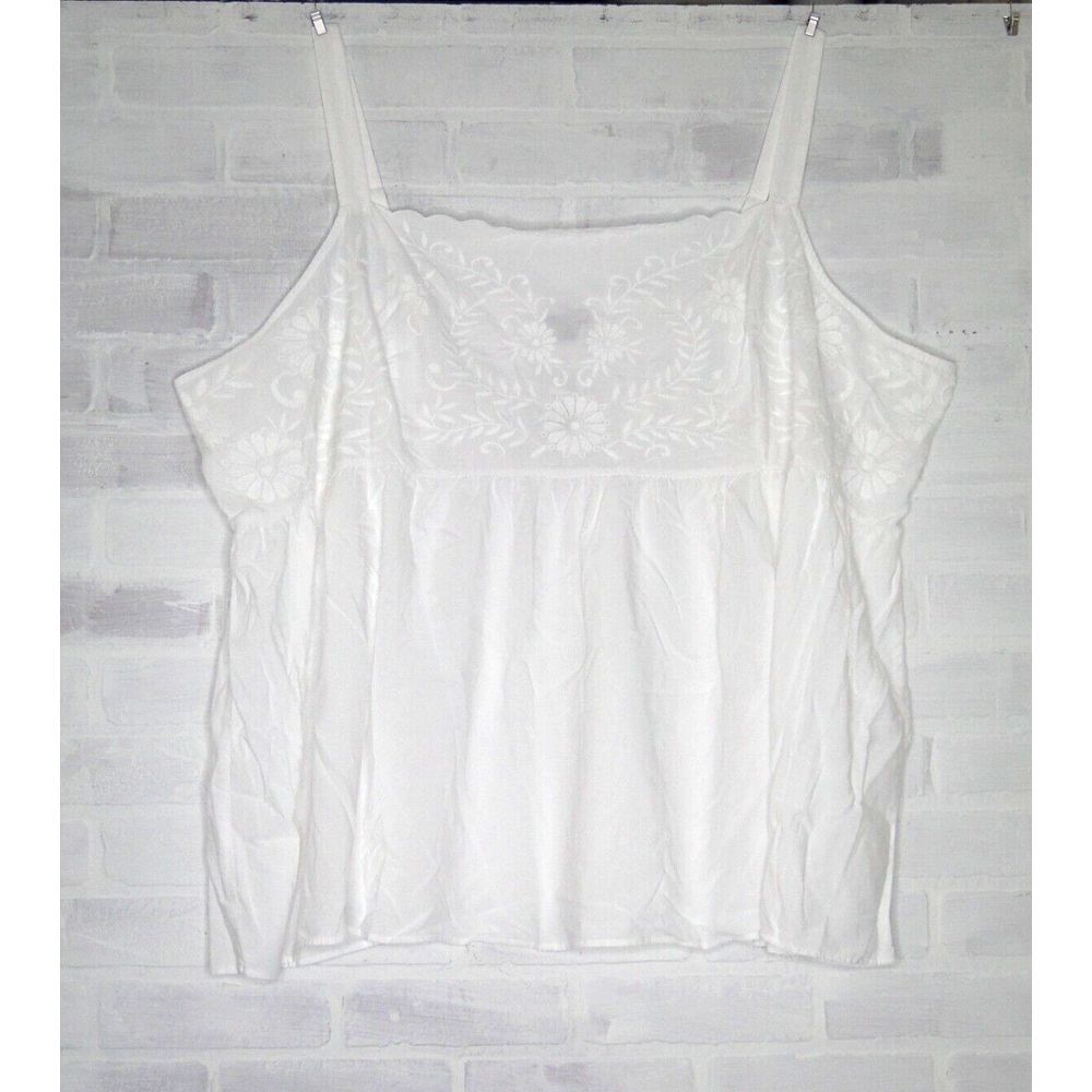 Torrid Babydoll Embroidered Scallop Trim Tank Bright White Size 6 6X 30 NWT